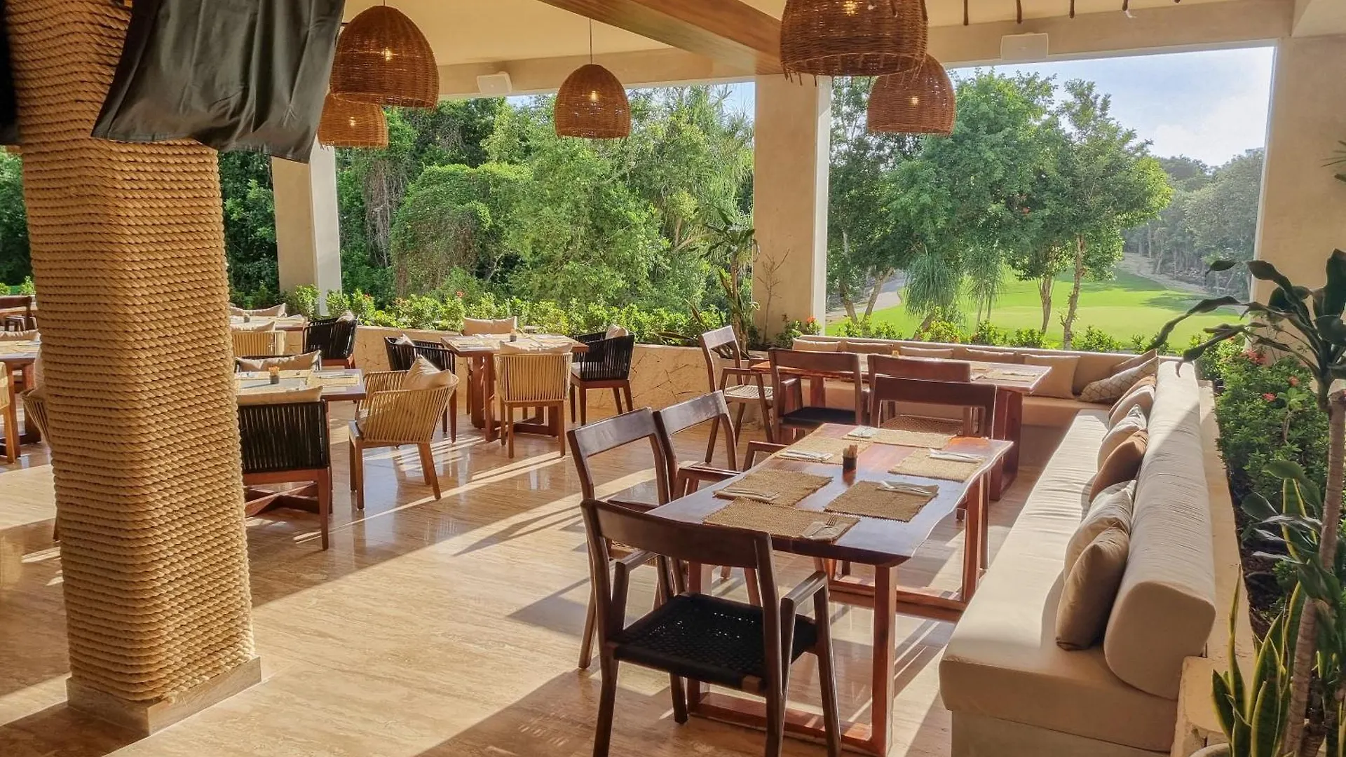 Hermosa Villa En Tulum Country Club Acceso A Playa Akumal Mexico