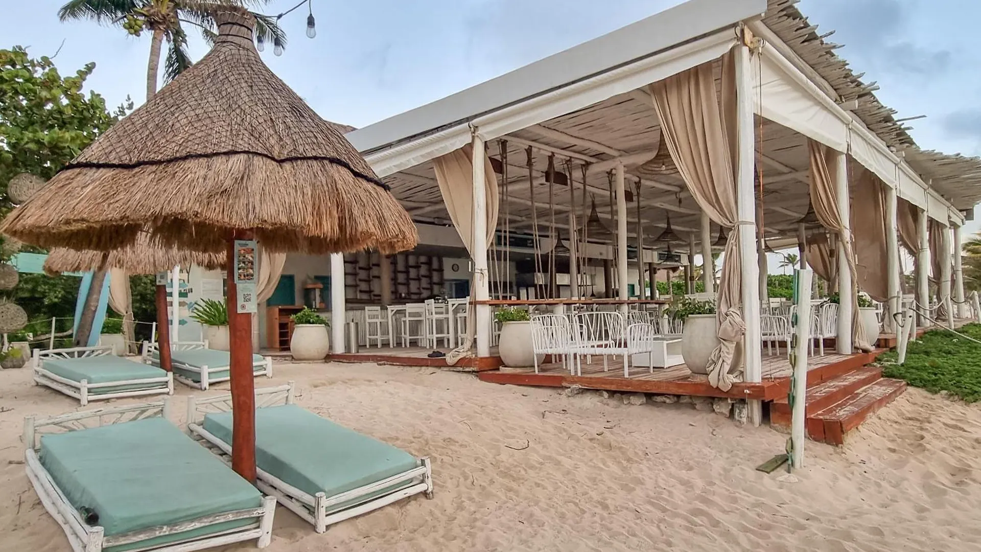 Hermosa Villa En Tulum Country Club Acceso A Playa Akumal Mexico