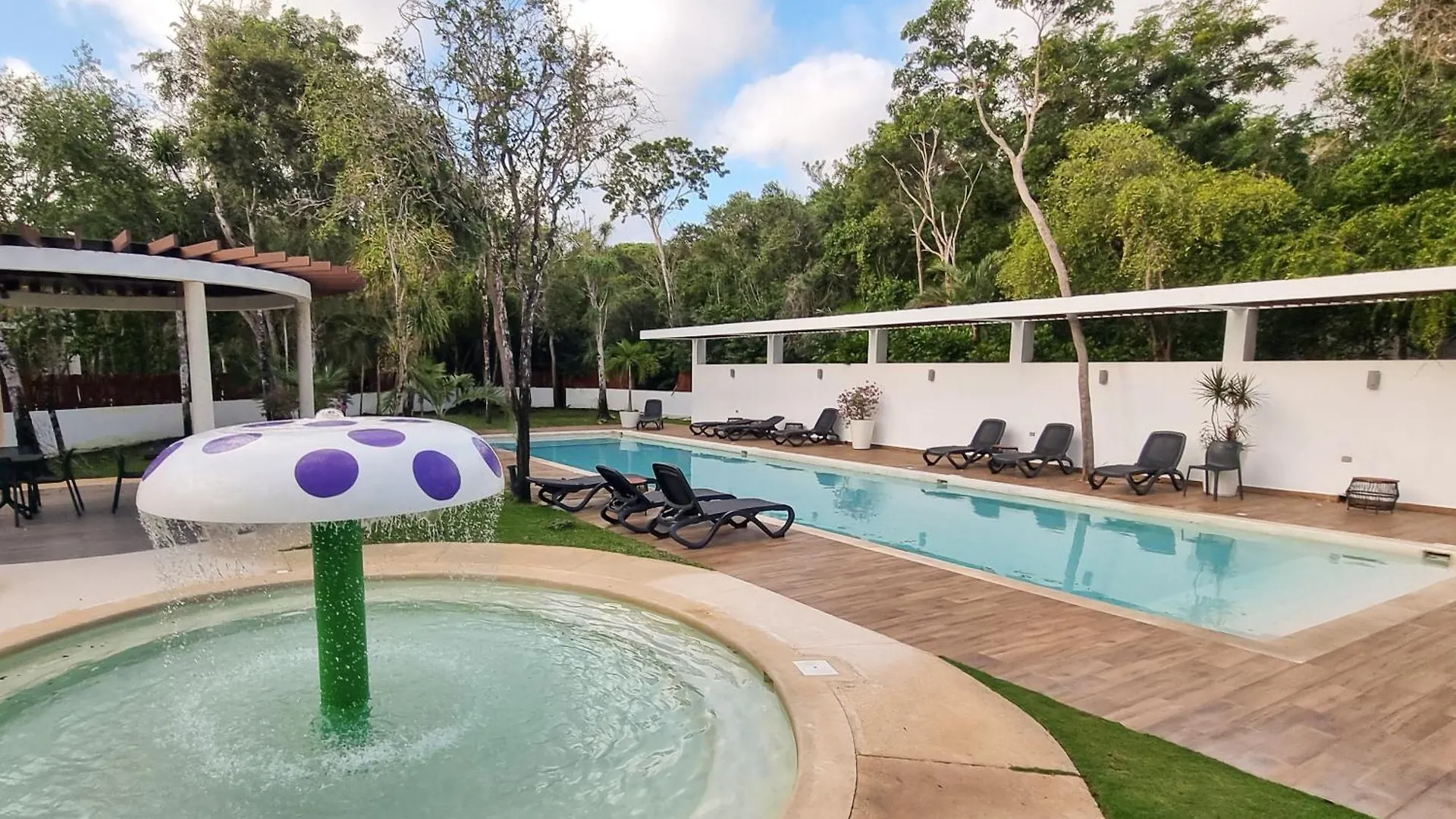 Hermosa Villa En Tulum Country Club Acceso A Playa Akumal Mexico