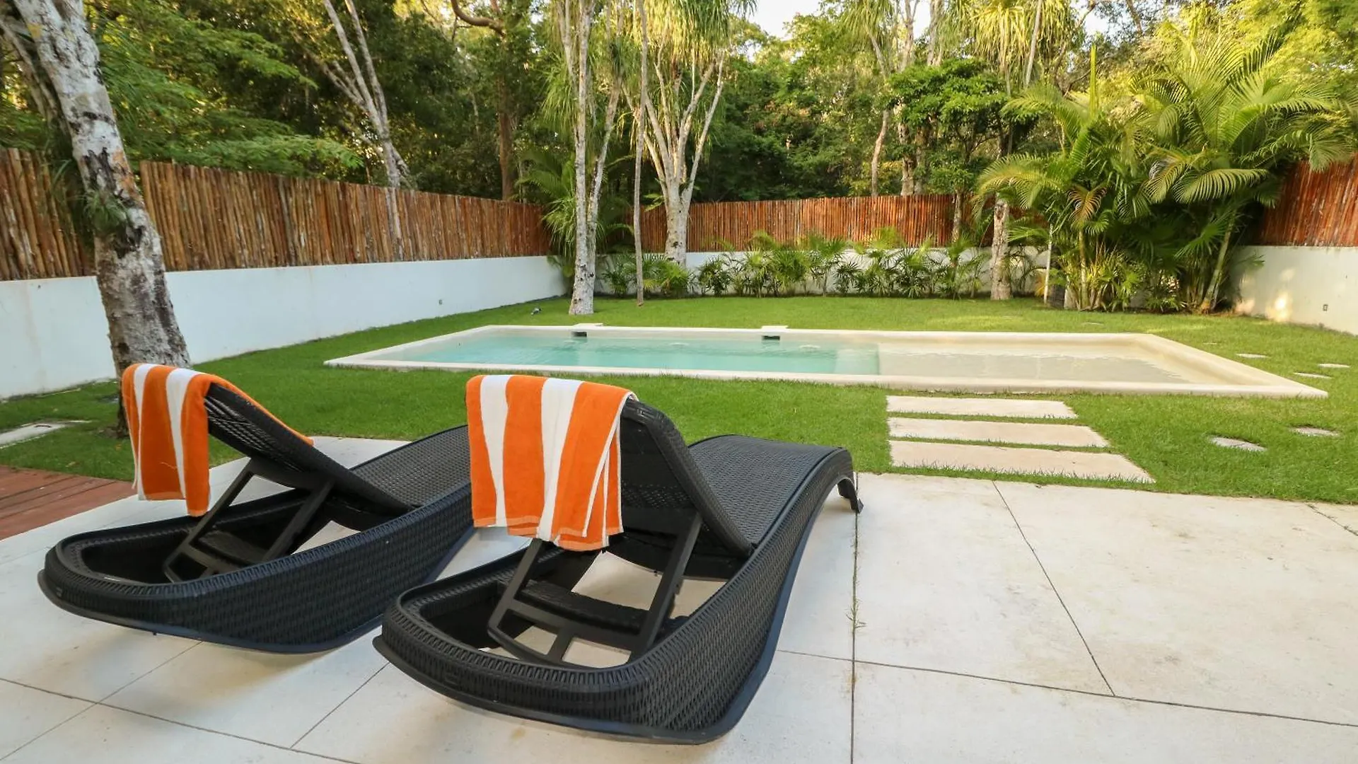 Hermosa Villa En Tulum Country Club Acceso A Playa Akumal Mexico