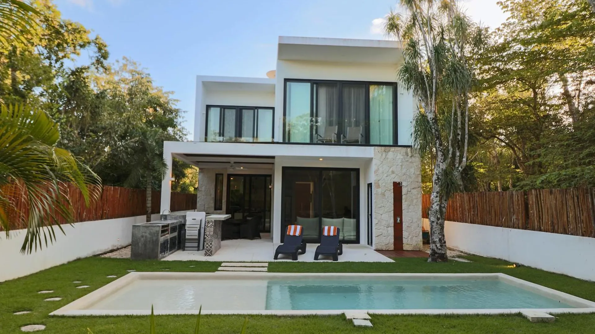 Hermosa Villa En Tulum Country Club Acceso A Playa Akumal 0*,