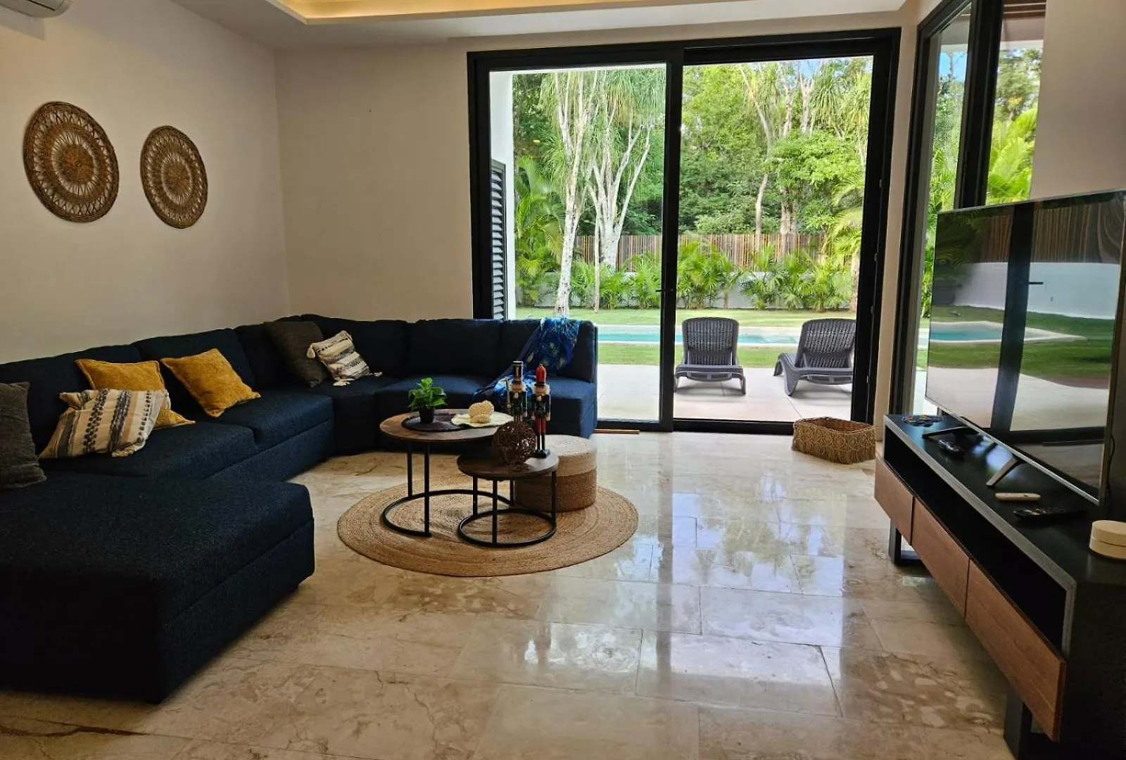 Hermosa Villa En Tulum Country Club Acceso A Playa Akumal